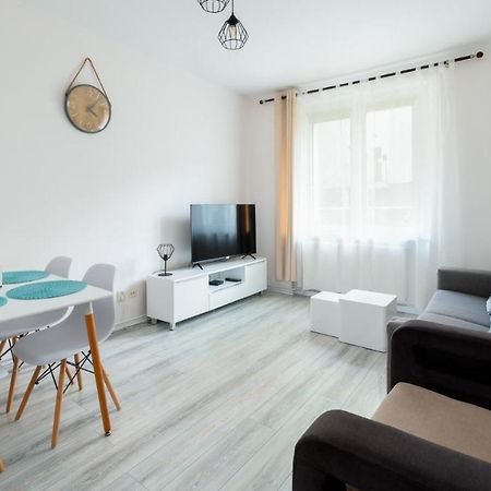 Apartamenty Everysky - Kraszewskiego 2 Jelenia Gora Dış mekan fotoğraf